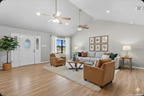 706 Sunrise La Vernia TX 78121