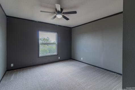 290 Lilly Bear Lane Moore TX 78057