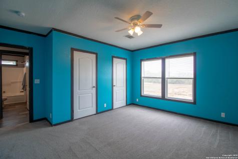 290 Lilly Bear Lane Moore TX 78057