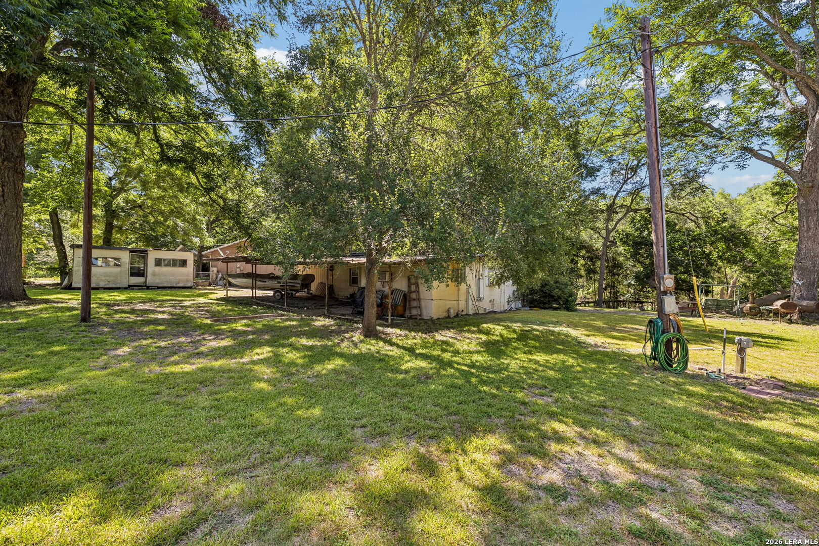 597 Cr 90 B Gonzales TX 78629