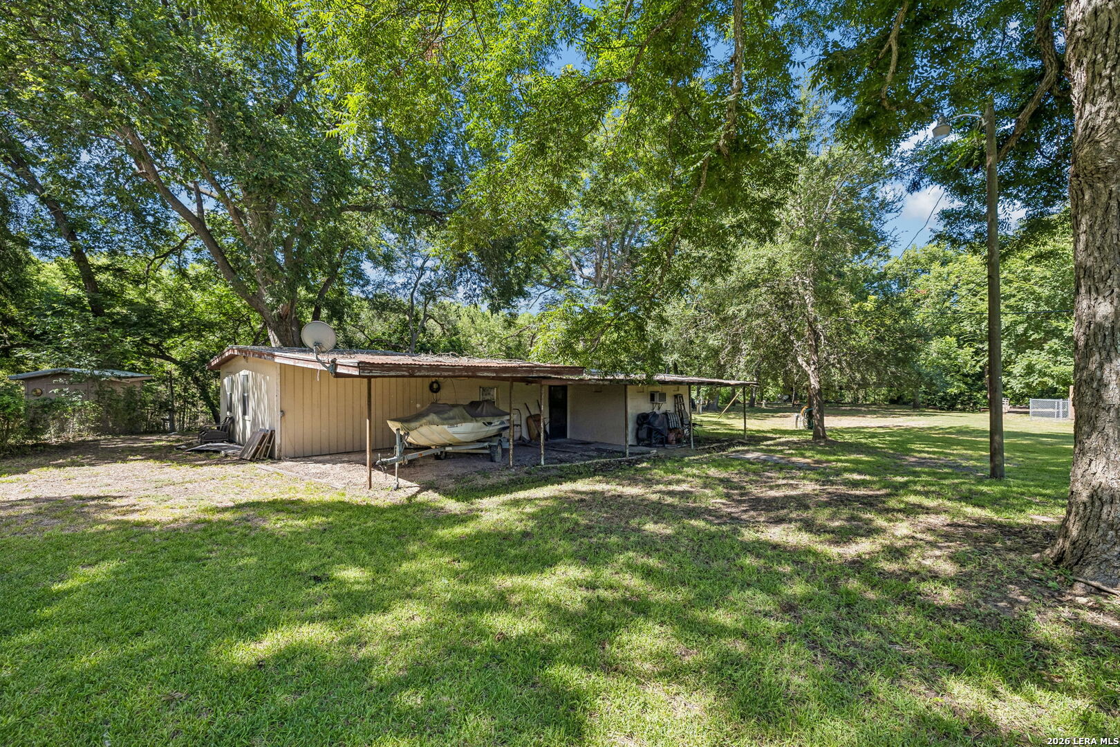 597 Cr 90 B Gonzales TX 78629