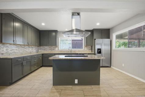 1225 Unicorn New Braunfels TX 78130