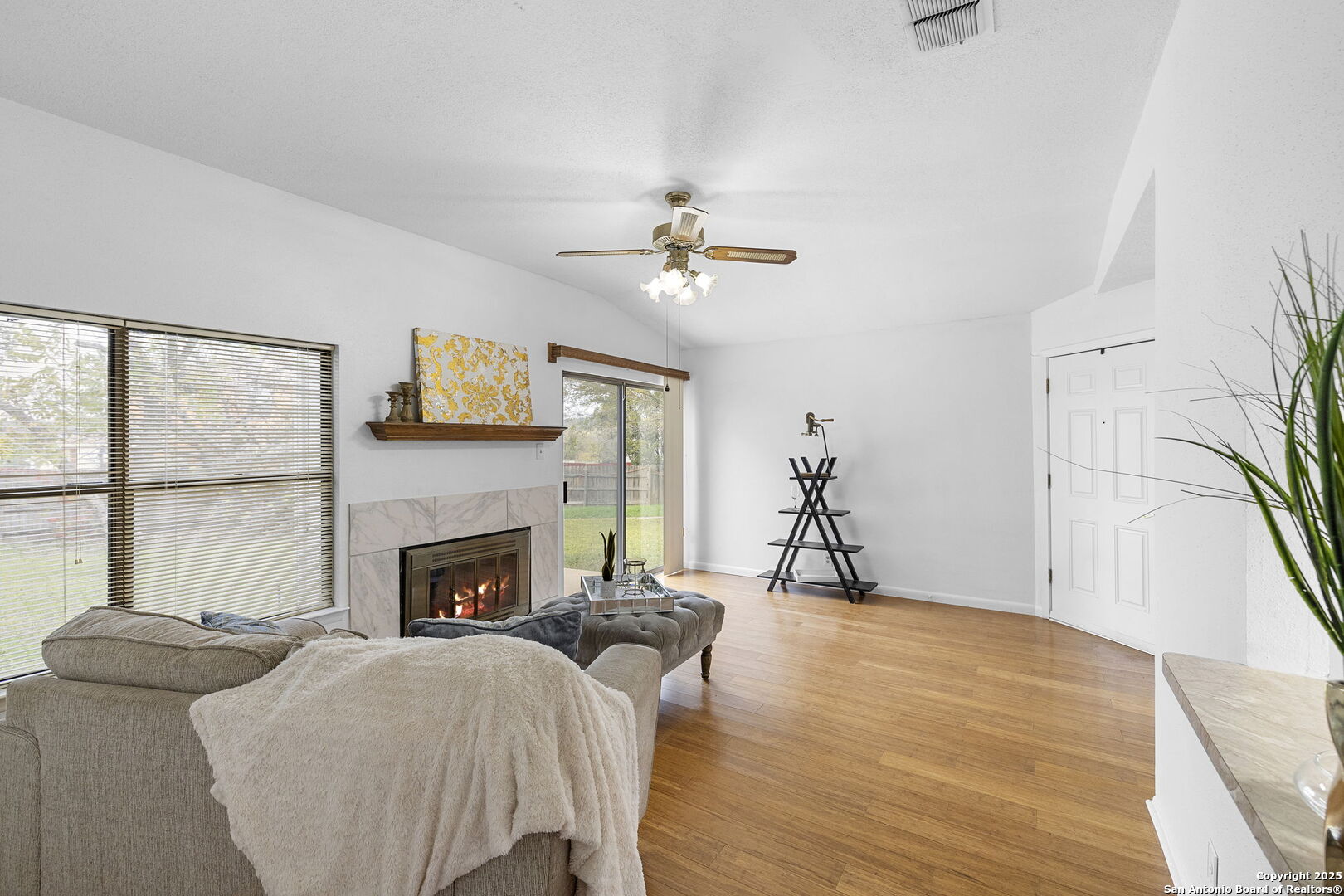 3807 Pine Breeze San Antonio TX 78247