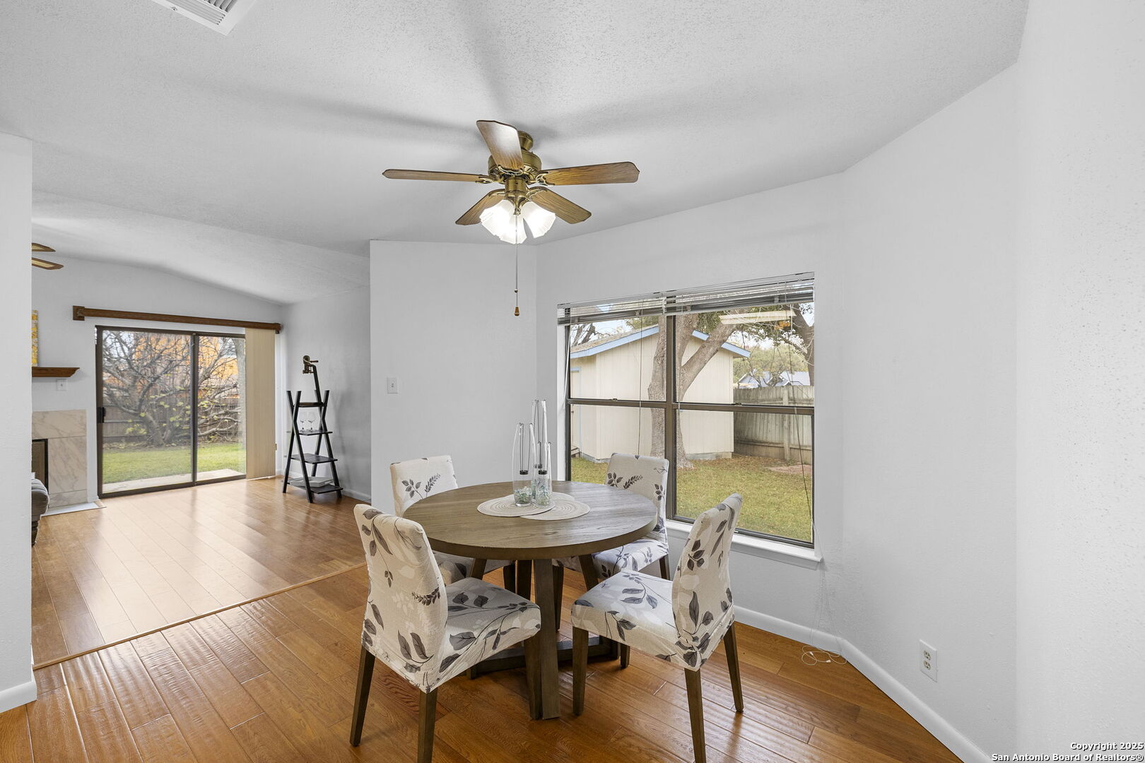 3807 Pine Breeze San Antonio TX 78247