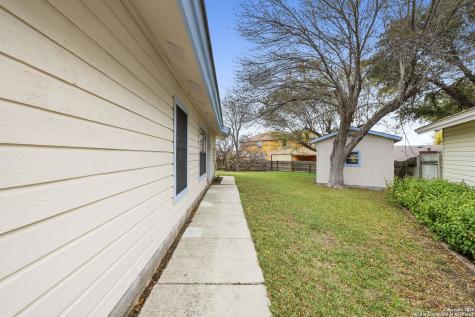 3807 Pine Breeze San Antonio TX 78247