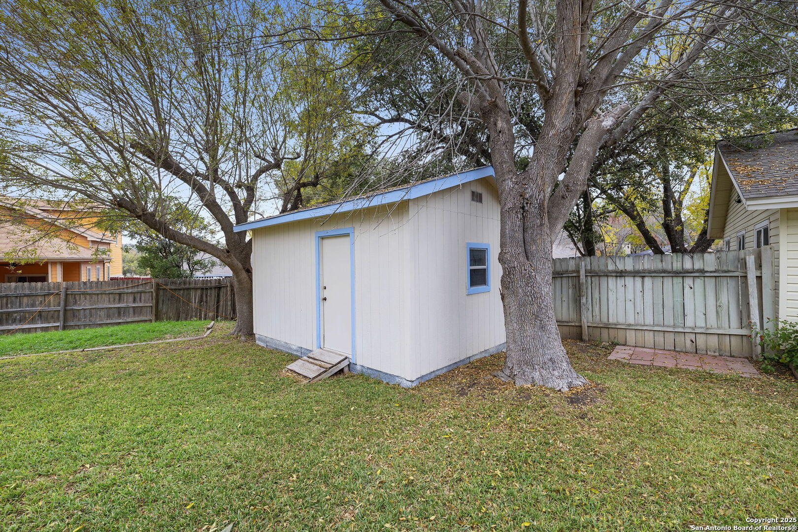 3807 Pine Breeze San Antonio TX 78247