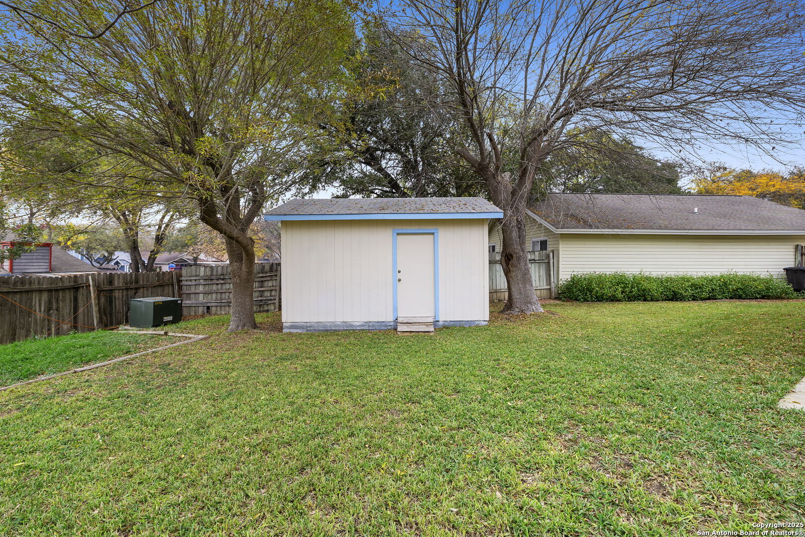 3807 Pine Breeze San Antonio TX 78247