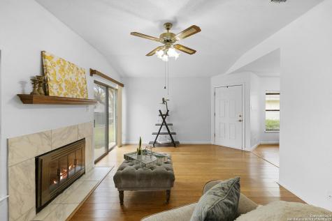 3807 Pine Breeze San Antonio TX 78247