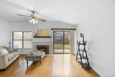 3807 Pine Breeze San Antonio TX 78247