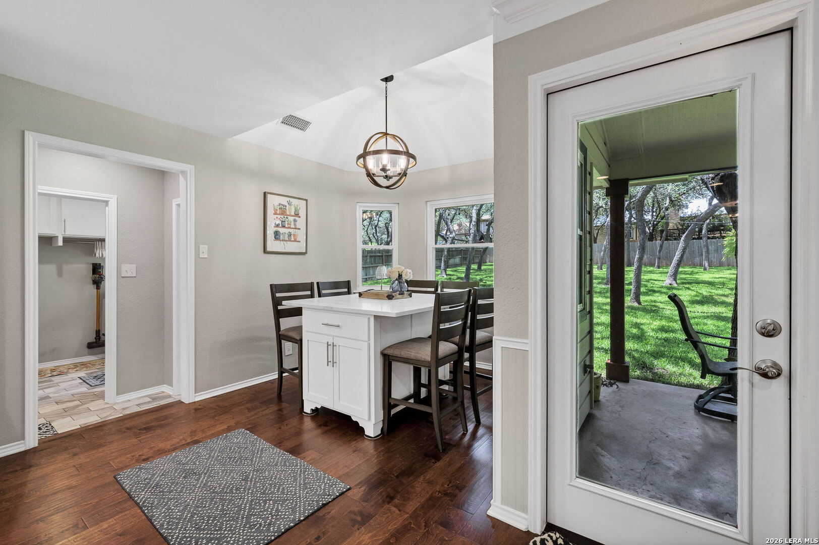 9207 Bigbury San Antonio TX 78254