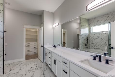 485 Post Oak Gonzales TX 78629