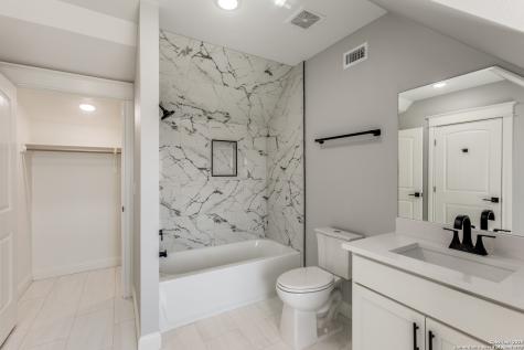 485 Post Oak Gonzales TX 78629