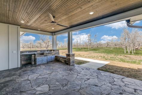 485 Post Oak Gonzales TX 78629