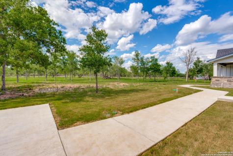 485 Post Oak Gonzales TX 78629