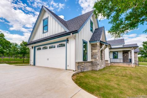 485 Post Oak Gonzales TX 78629