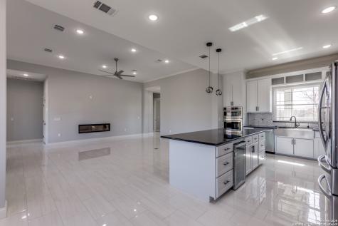 485 Post Oak Gonzales TX 78629