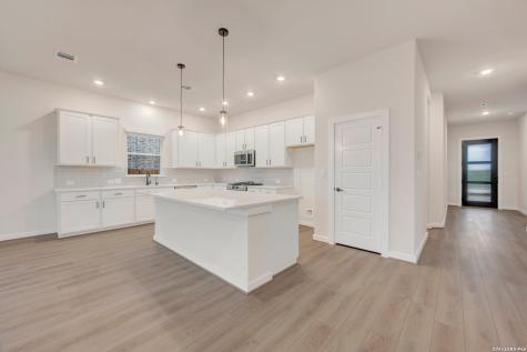 1827 Lost Cedar New Braunfels TX 78132