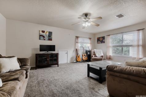 6231 Donely Place San Antonio TX 78247
