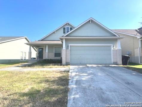 124 Sleepy Trail Cibolo TX 78108