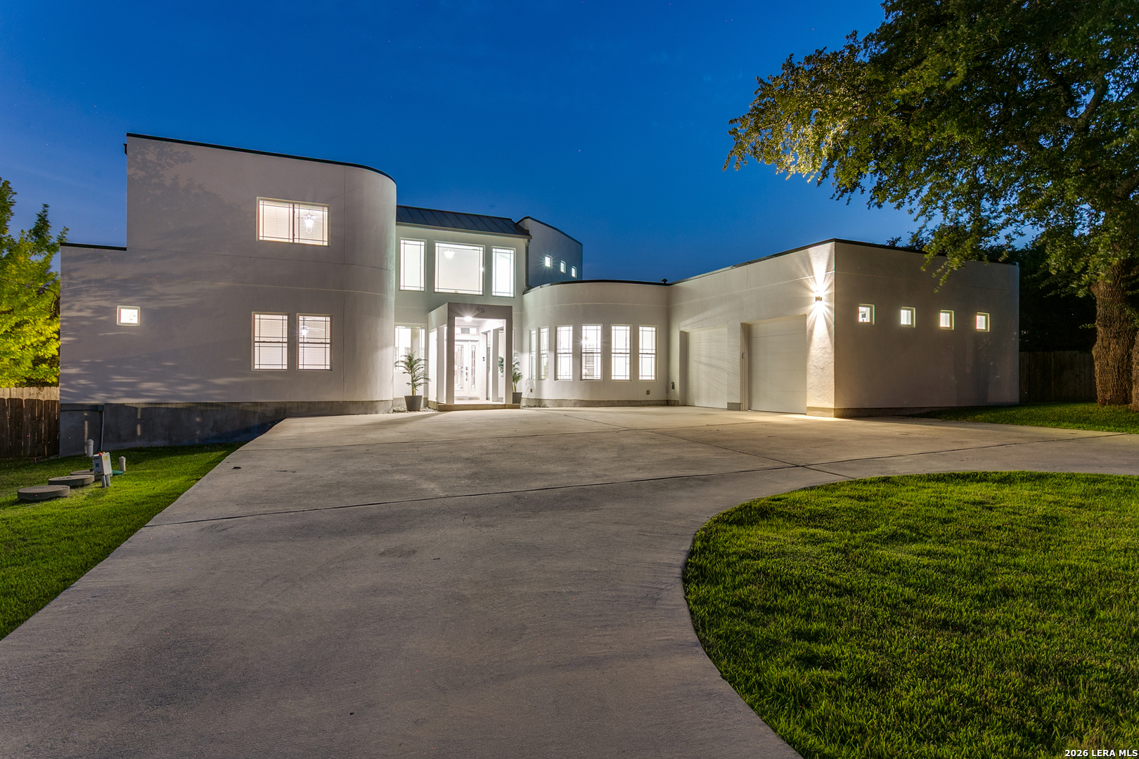 910 Silent Hollow San Antonio TX 78260