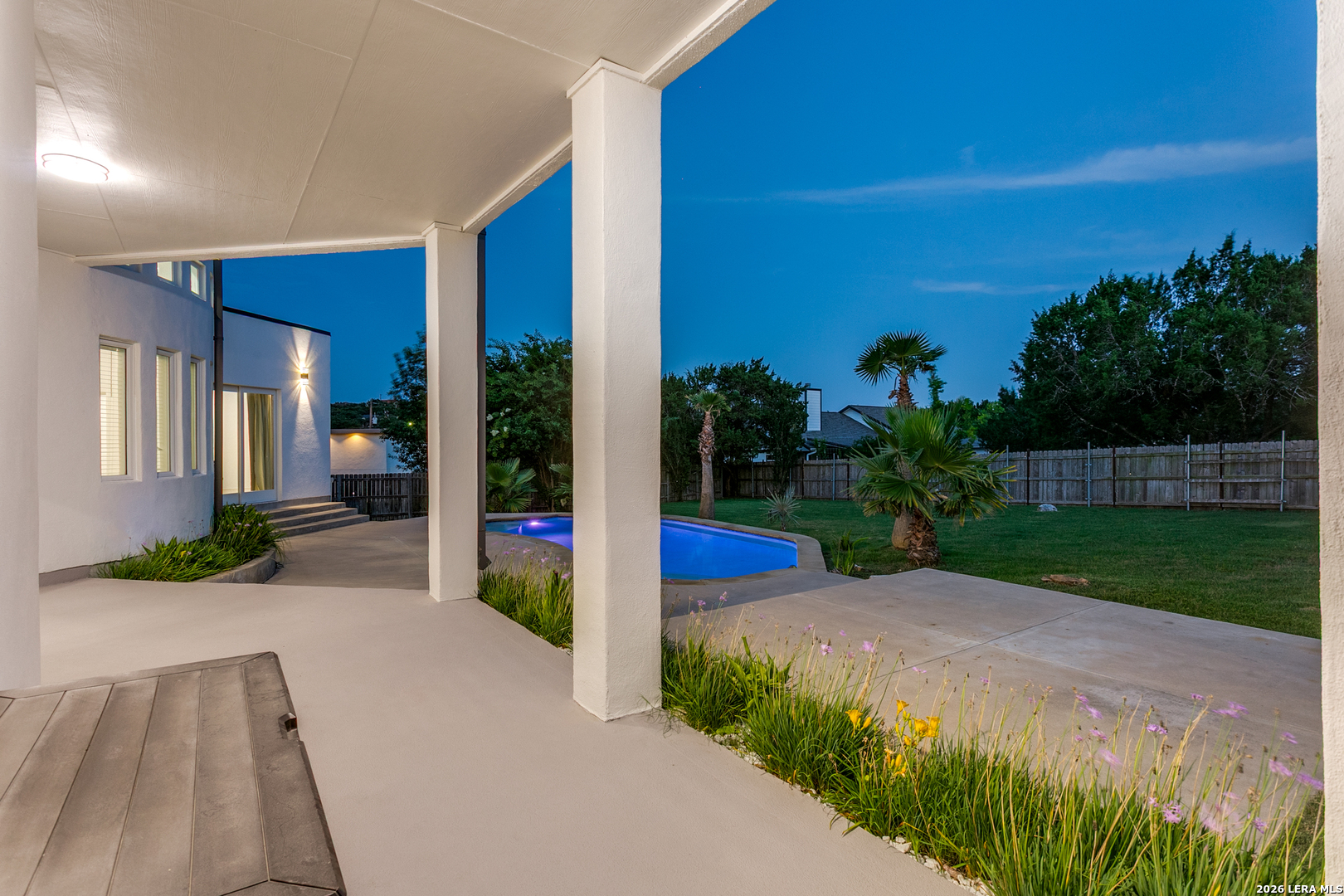 910 Silent Hollow San Antonio TX 78260
