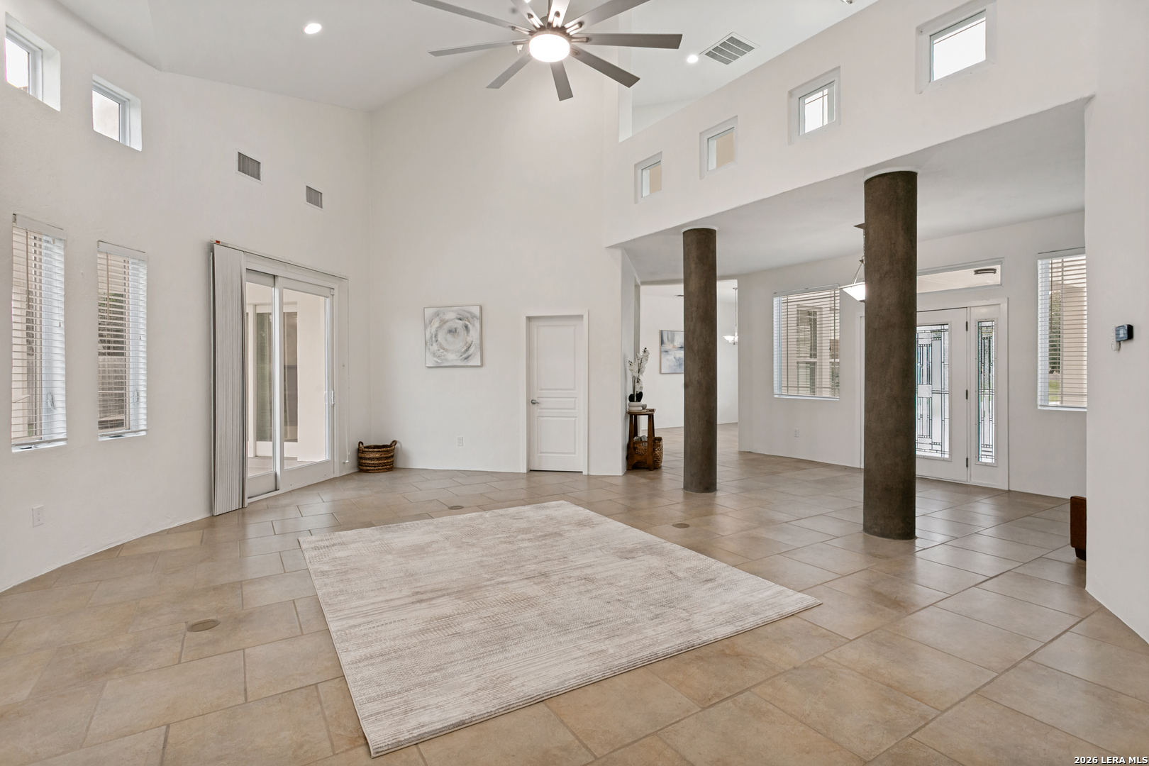 910 Silent Hollow San Antonio TX 78260
