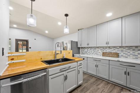 16907 Quartett Lane San Antonio TX 78266