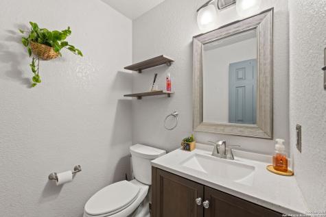 16907 Quartett Lane San Antonio TX 78266
