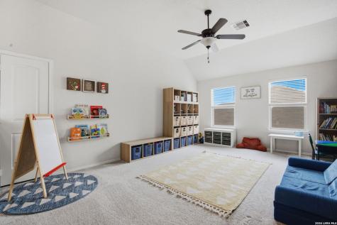 6321 Iris Run New Braunfels TX 78132