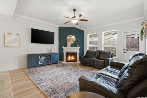 6321 Iris Run New Braunfels TX 78132