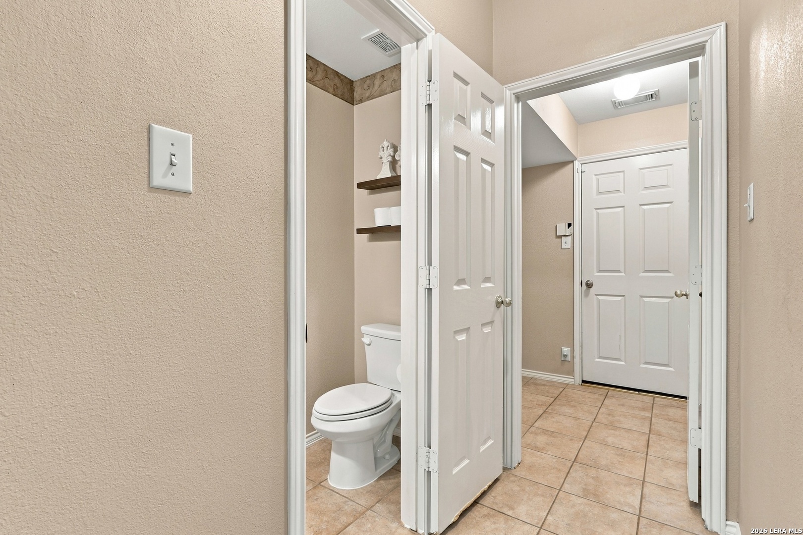 20518 Settlers Valley San Antonio TX 78258