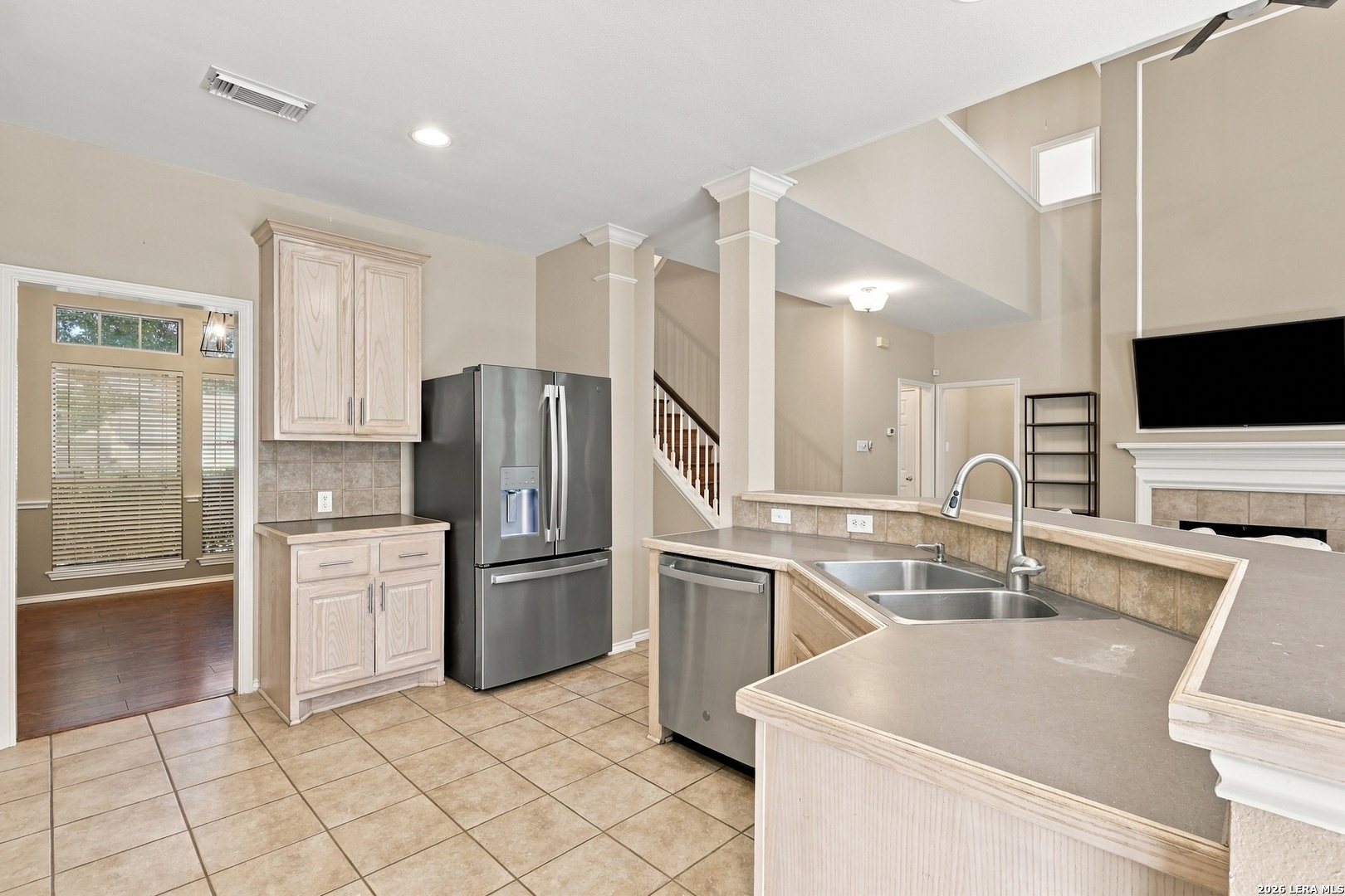 20518 Settlers Valley San Antonio TX 78258