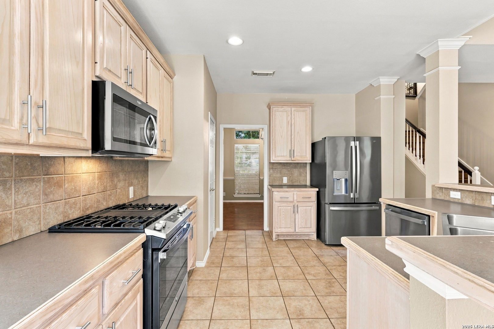 20518 Settlers Valley San Antonio TX 78258