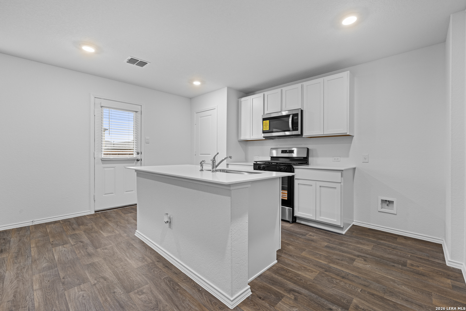 12714 Burro Canyon Converse TX 78109