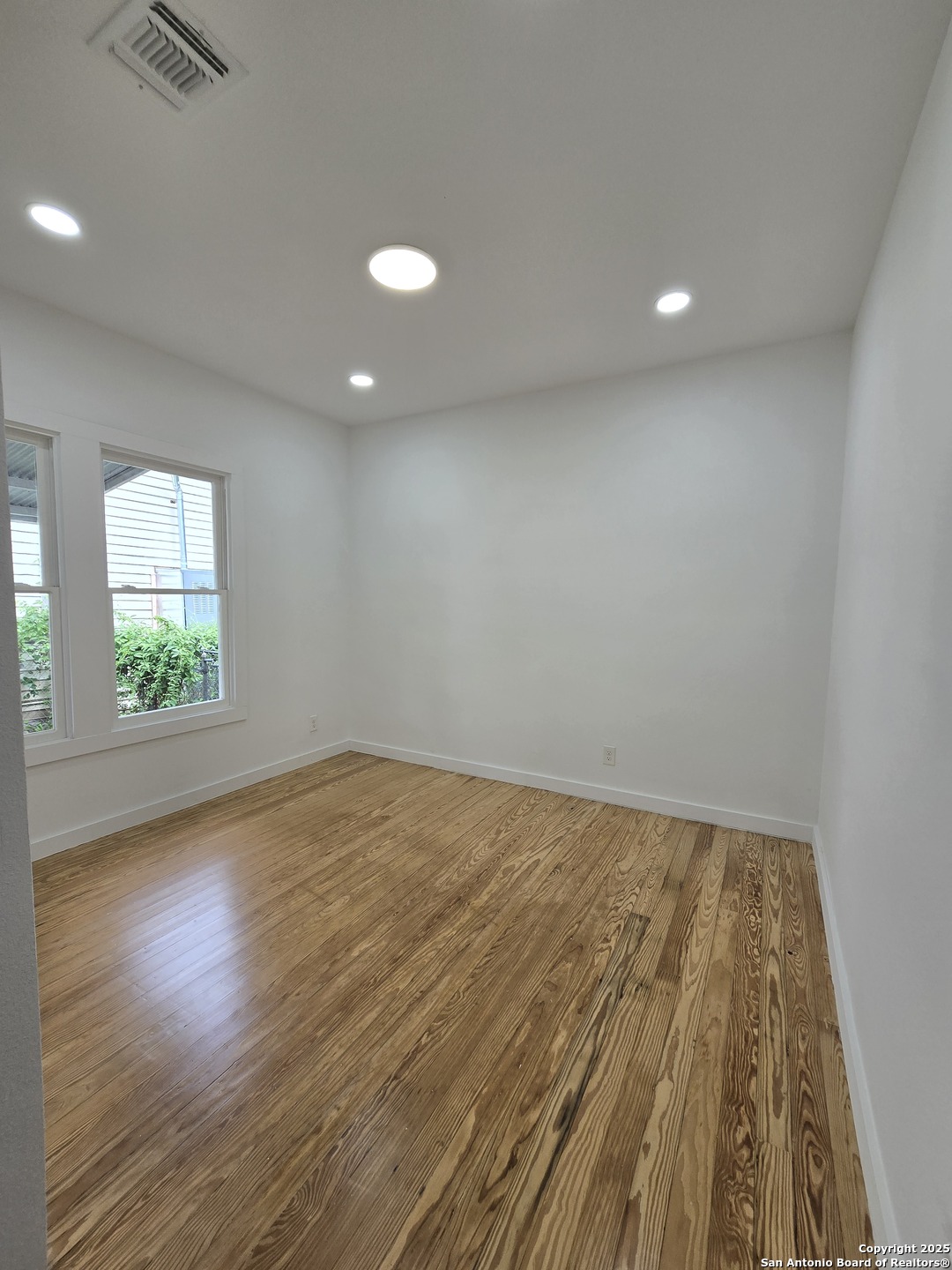 1514 W Lynwood Avenue San Antonio TX 78201