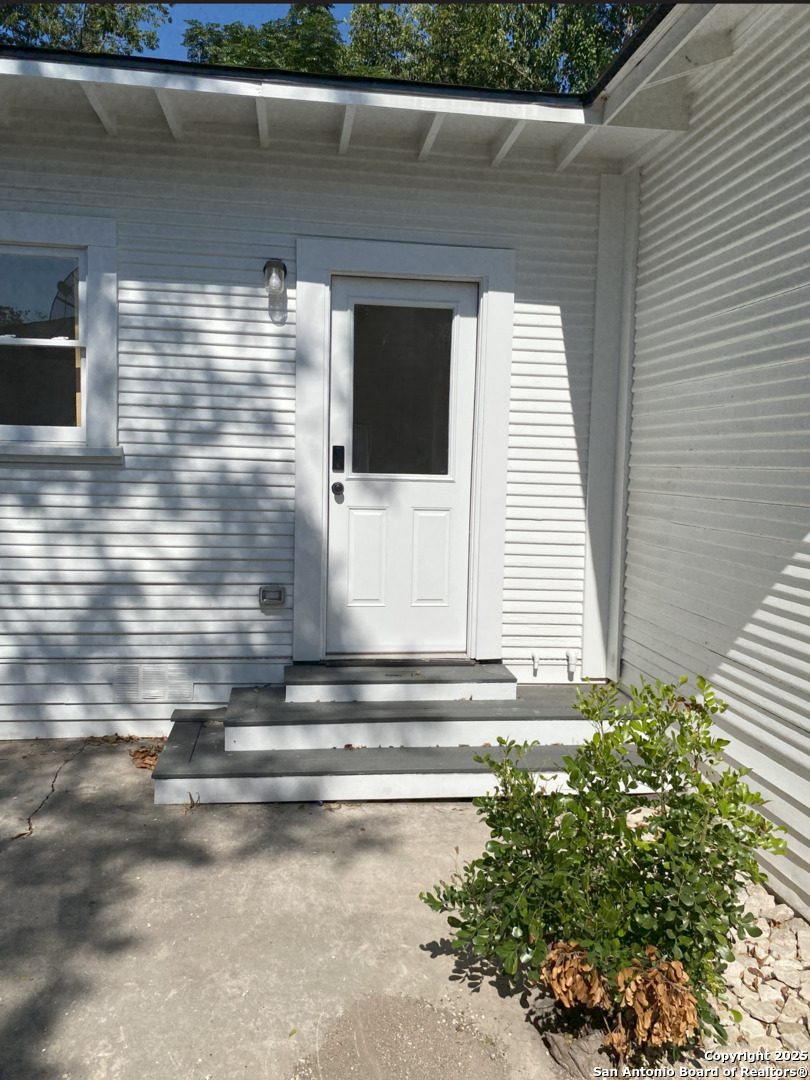 1514 W Lynwood Avenue San Antonio TX 78201