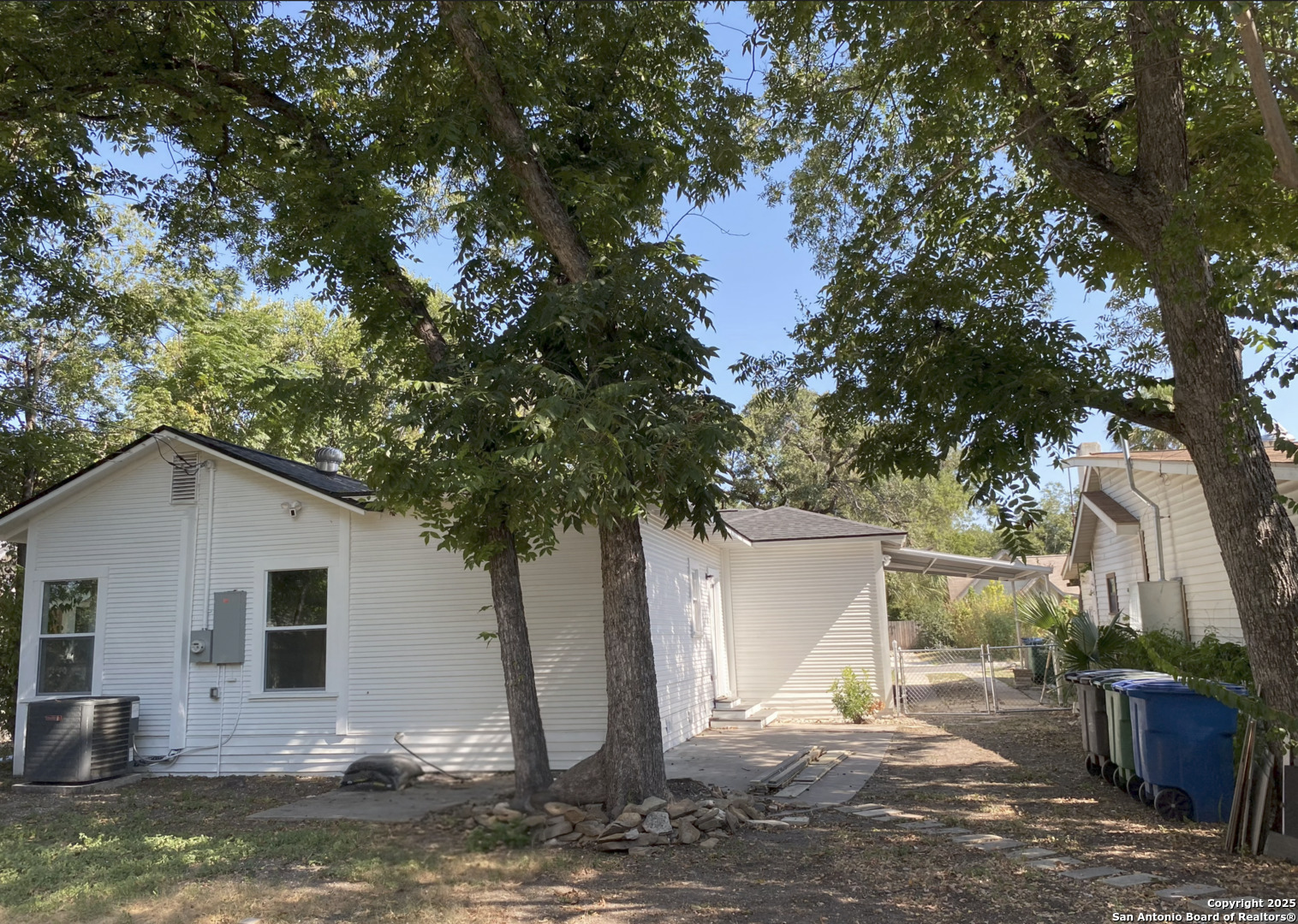 1514 W Lynwood Avenue San Antonio TX 78201