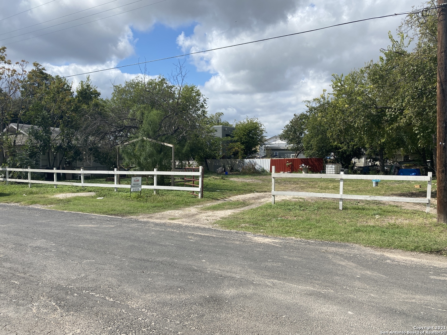 513 S Olive Street San Antonio TX 78203