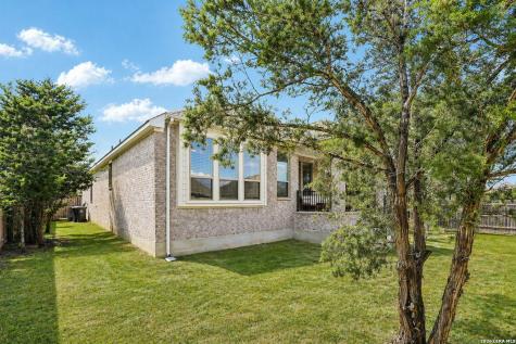 124 Fountain Grass Drive San Marcos TX 78666
