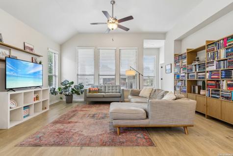 124 Fountain Grass Drive San Marcos TX 78666