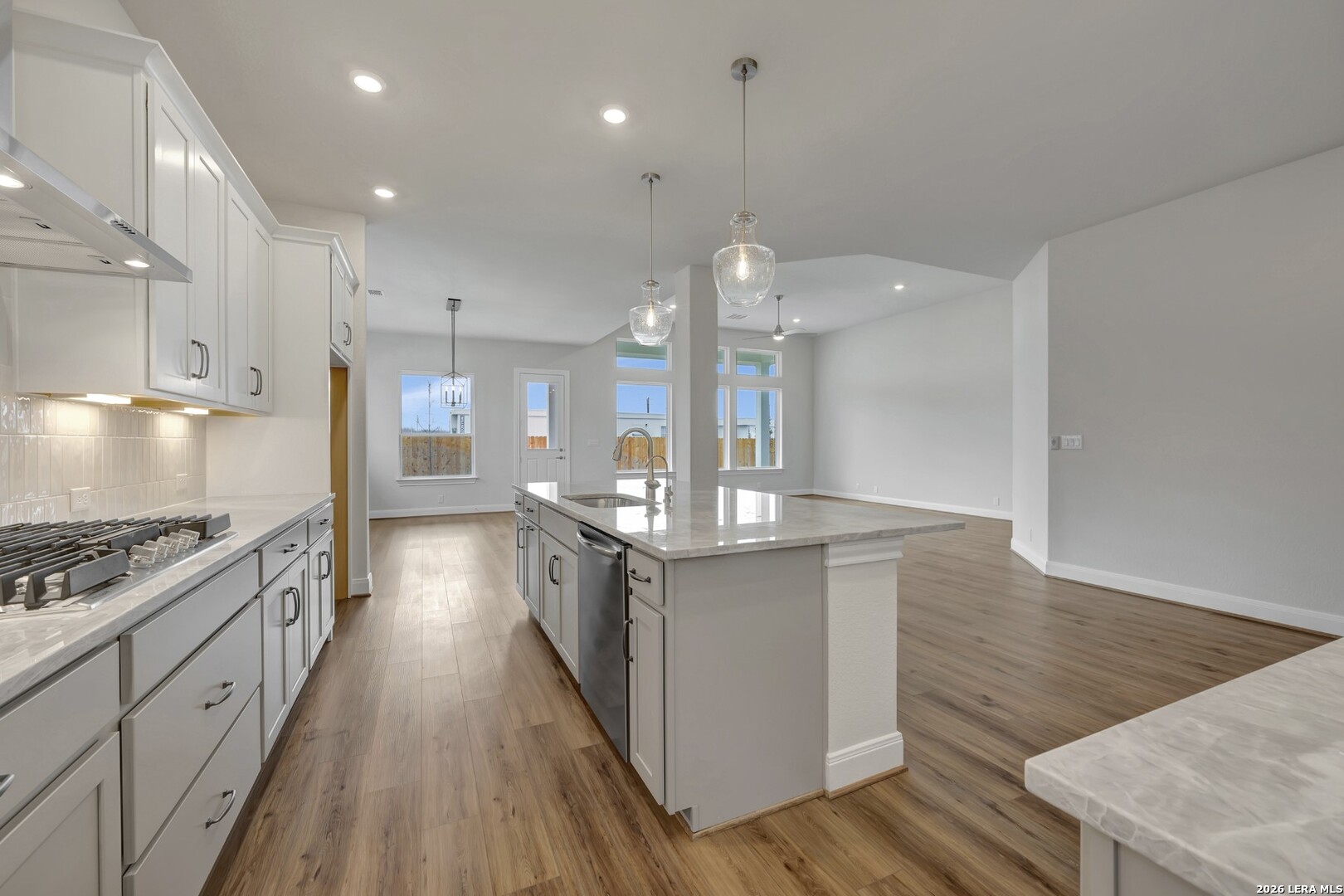 3713 Hollis Pecan San Antonio TX 78245