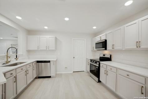 9935 Carswell Peak San Antonio TX 78245