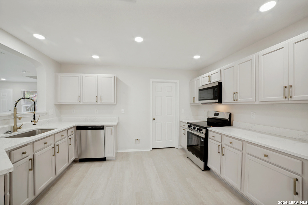 9935 Carswell Peak San Antonio TX 78245