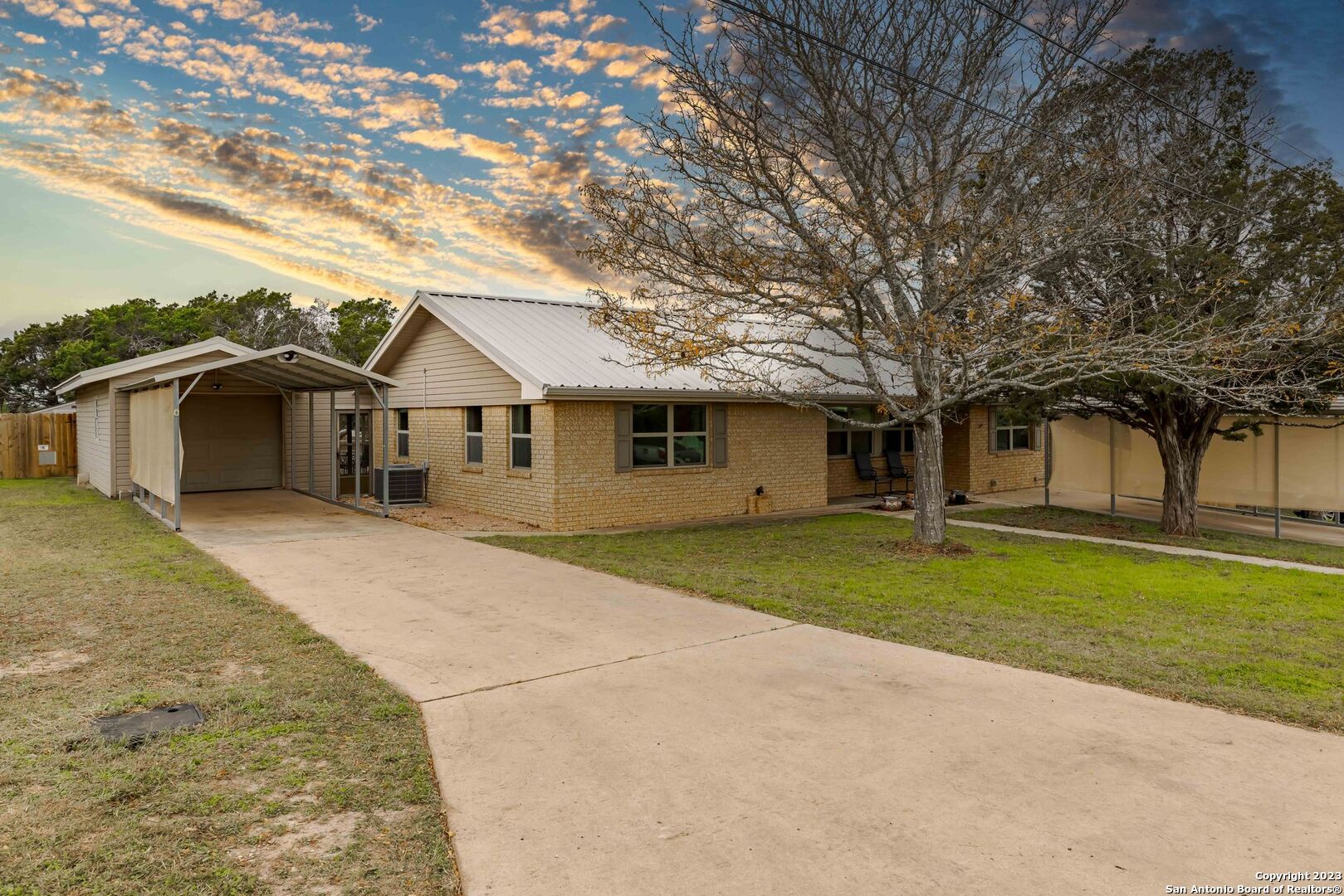 121 Heidi Lane Kerrville TX 78028