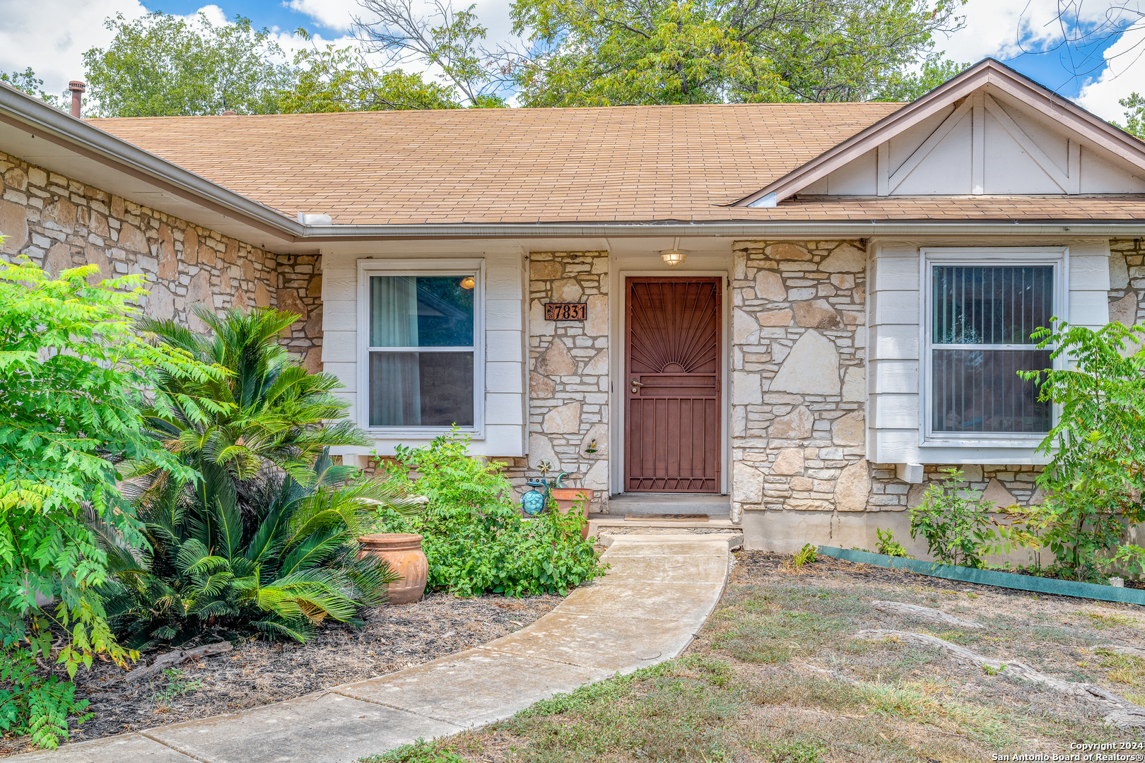 7831 Dove Flight Street San Antonio TX 78250
