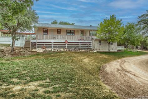 623 Lake Forest Road Pipe Creek TX 78063