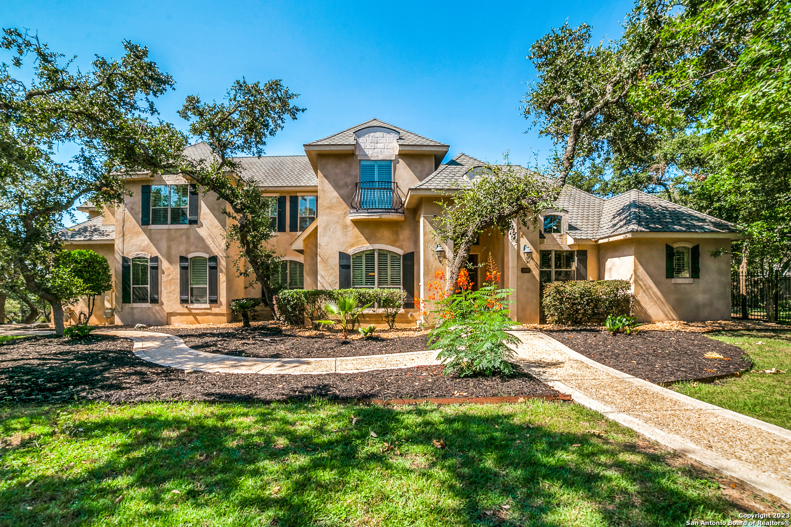 302 Champion Falls San Antonio TX 78258