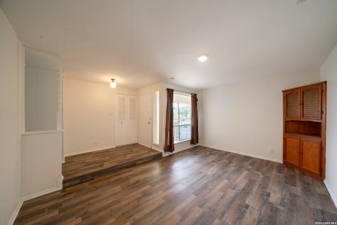 12714 Moss Hollow Live Oak TX 78233