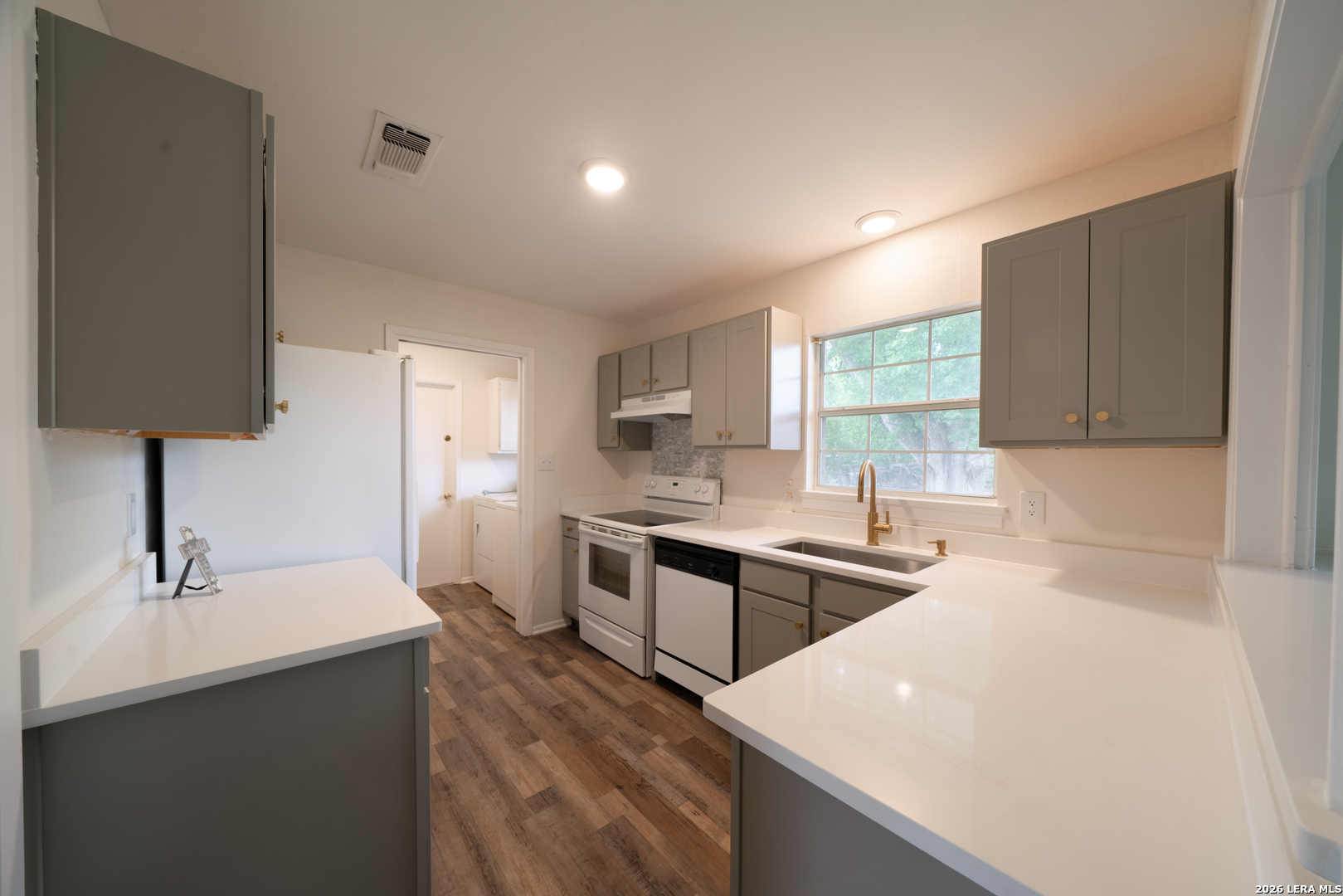 12714 Moss Hollow Live Oak TX 78233