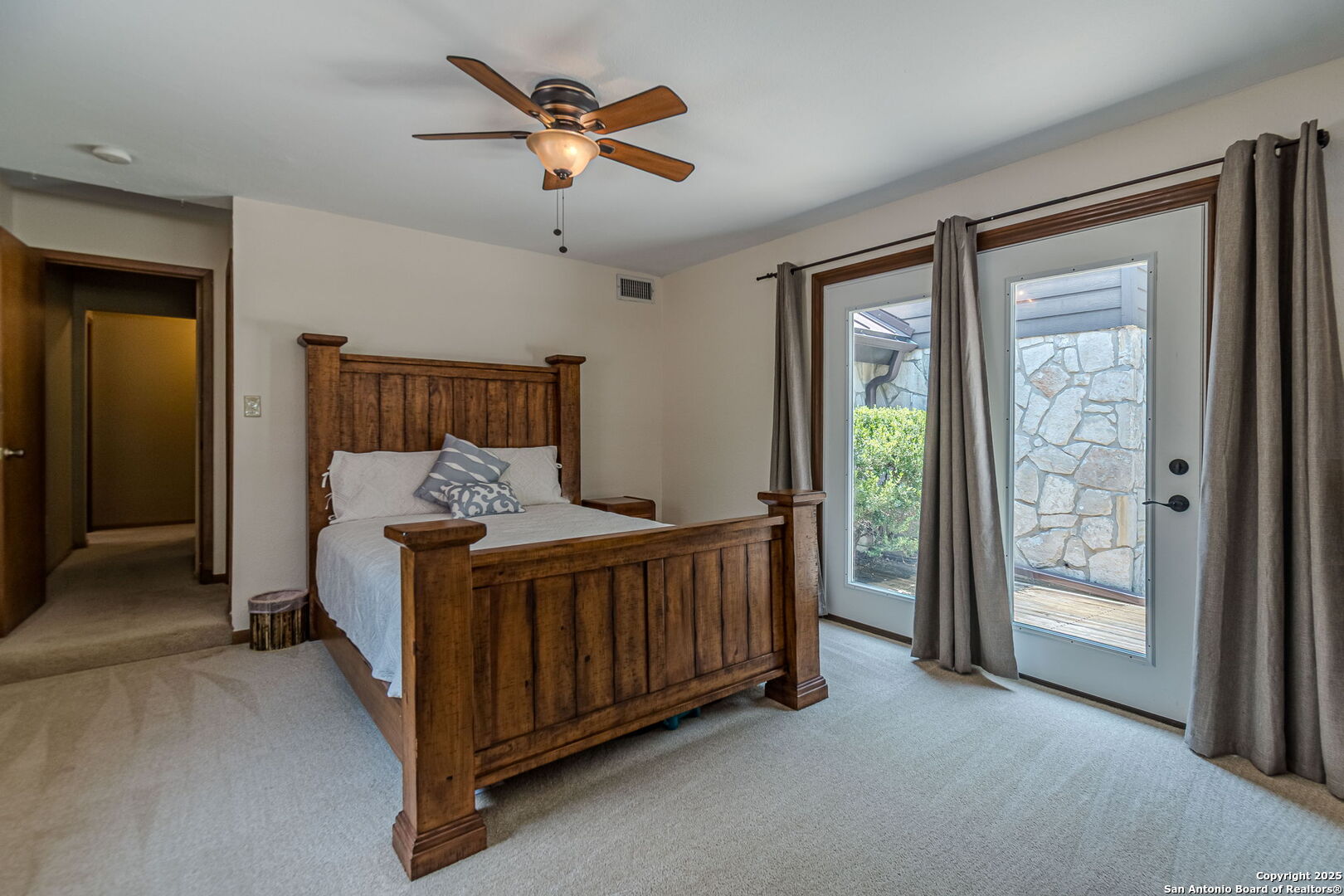 560 Bluff Ridge New Braunfels TX 78132